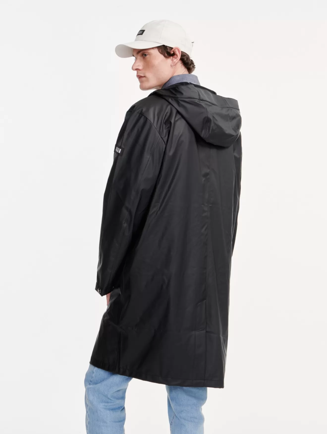 parka_longue_matiere_waterproof_a_capuche_3-1.webp New Aigle Parka Longue Matiere Waterproof A Capuche Noir