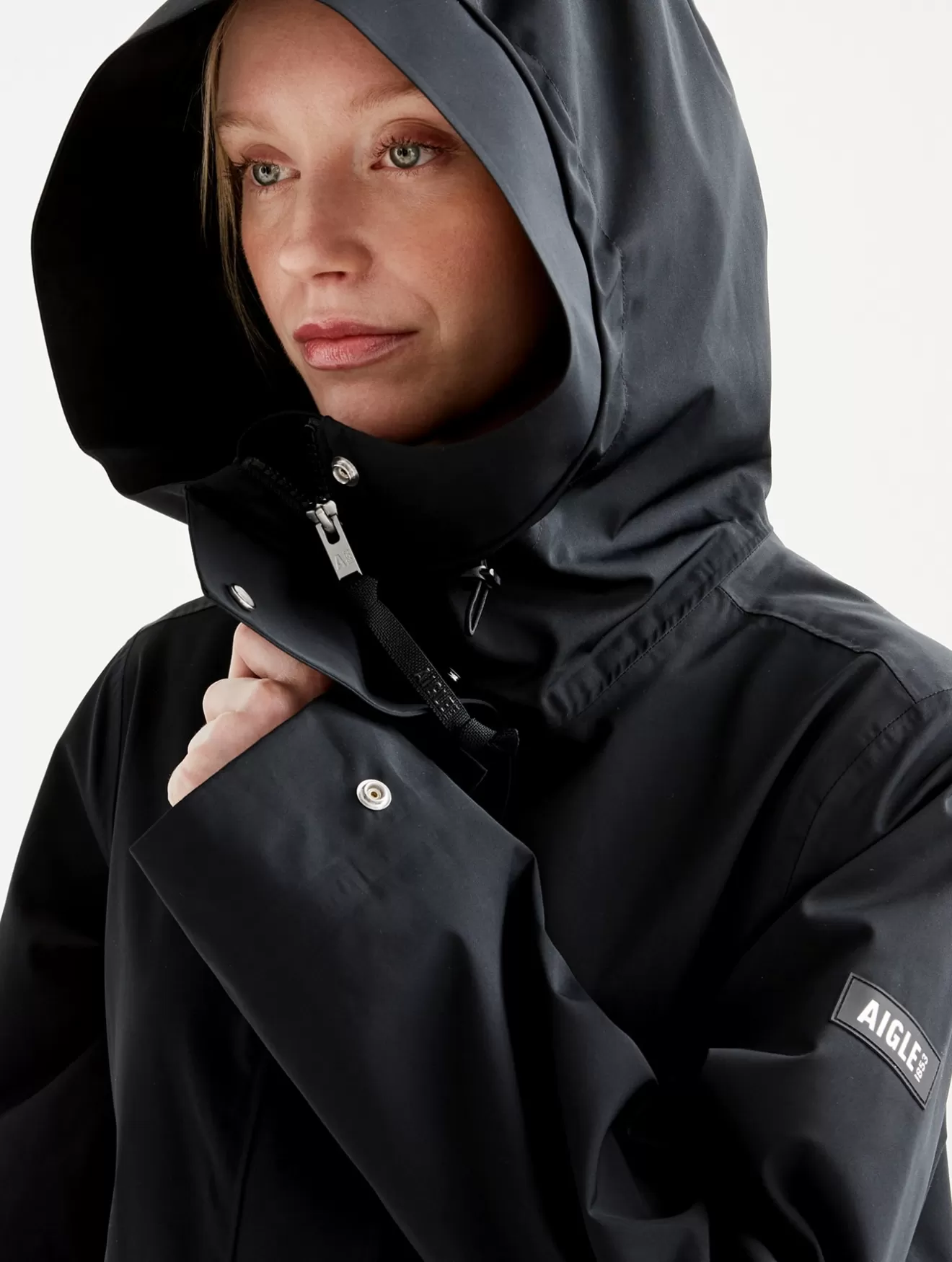 parka_longue_mtd_a_capuche_4-1.webp Shop Aigle Parka Longue Mtd® A Capuche Noir